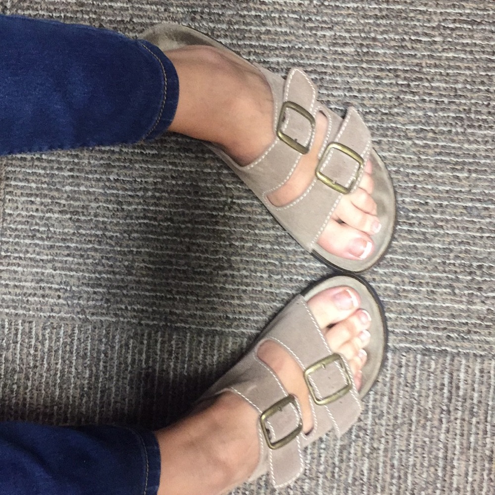 Size 10m Mau Island sandals